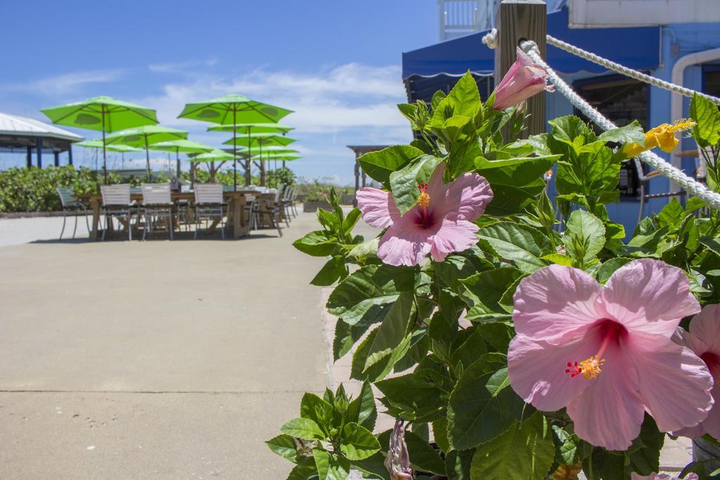 Rhumcay Beach Resort And Grille Fort Pierce Exterior photo