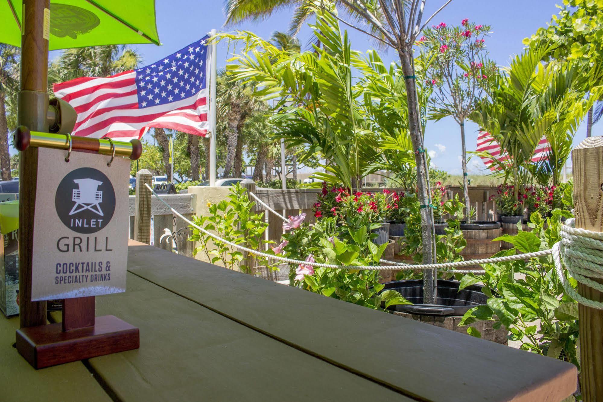 Rhumcay Beach Resort And Grille Fort Pierce Exterior photo